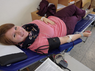 Für Lehrerin Kathrin Kreutzkamp ist Blutspenden selbstverständlich. Foto: SMMP/ Neumeister
